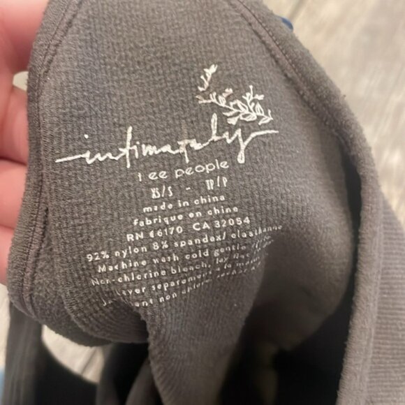 Free People Gray Fitted Crop Tank Top - Picture 3 of 3